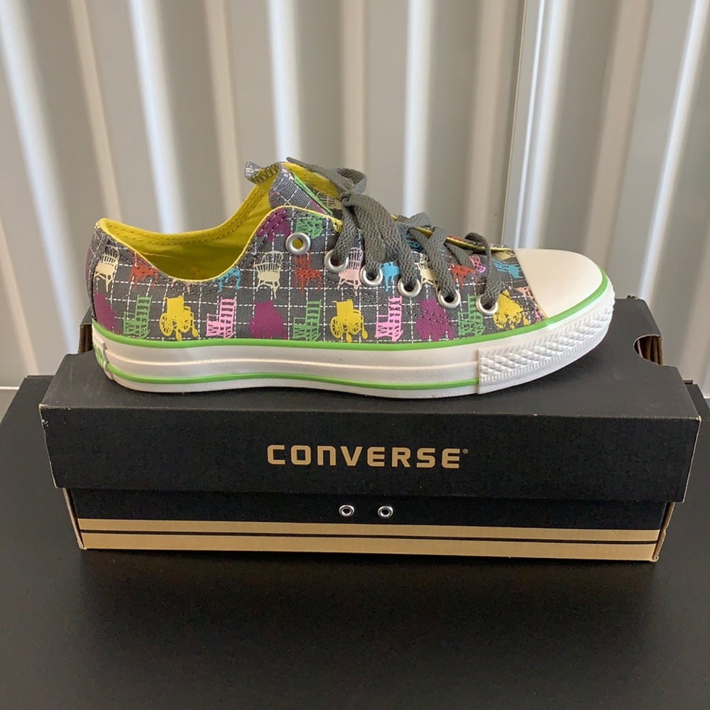 Converse Wheelchair Design Low Sneakers 7.5
